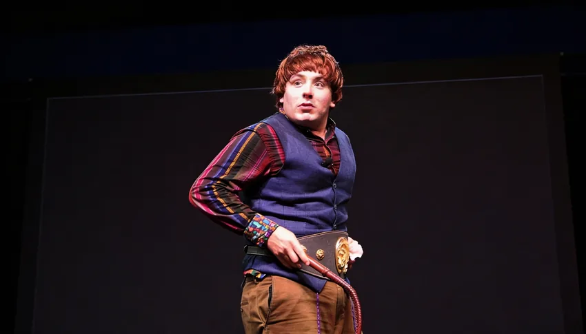 Victor Rossi dans Vic à Tort - Numéro de cirque et jonglerie